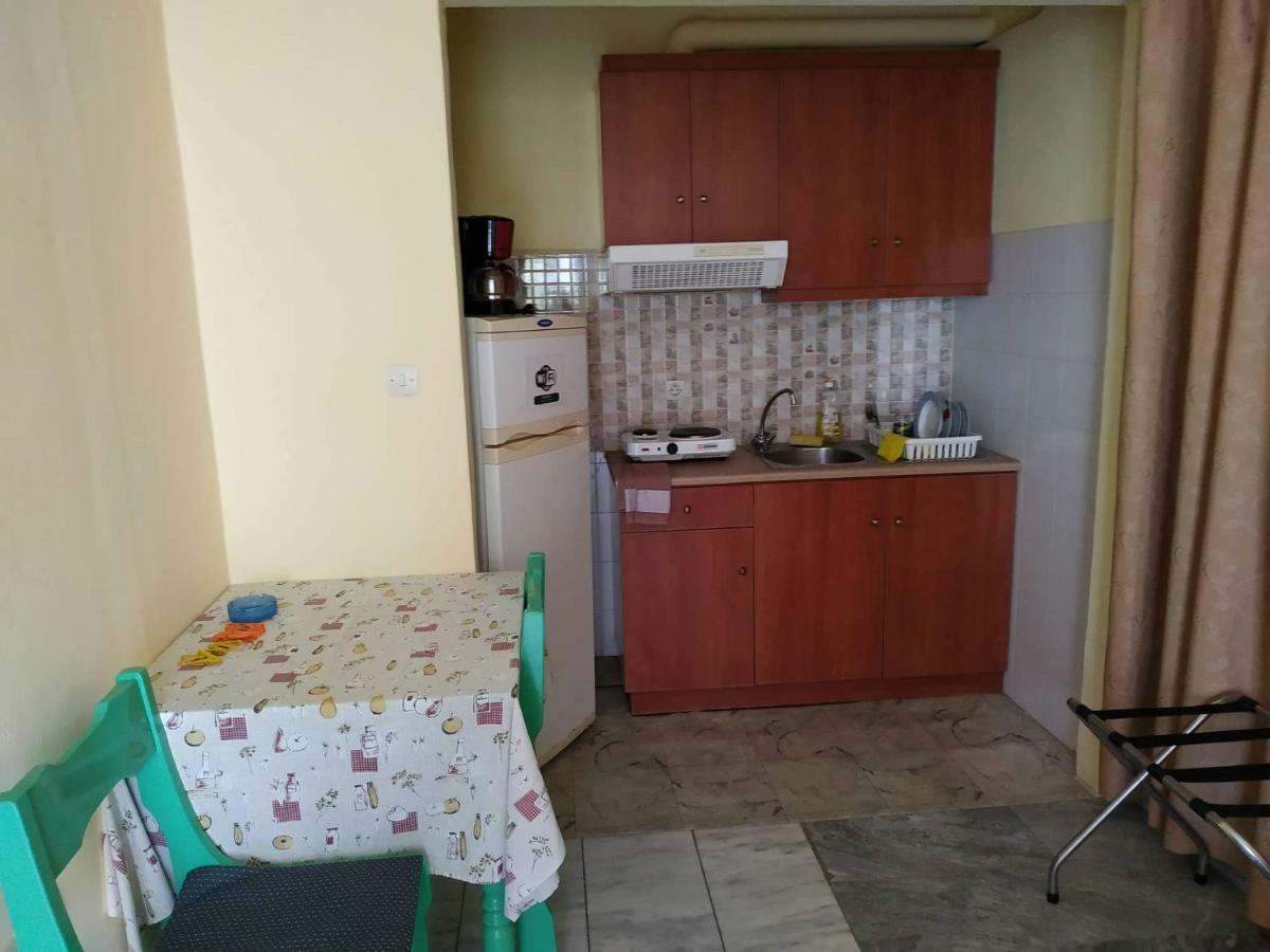 Irini Studios Plomari Ngoại thất bức ảnh